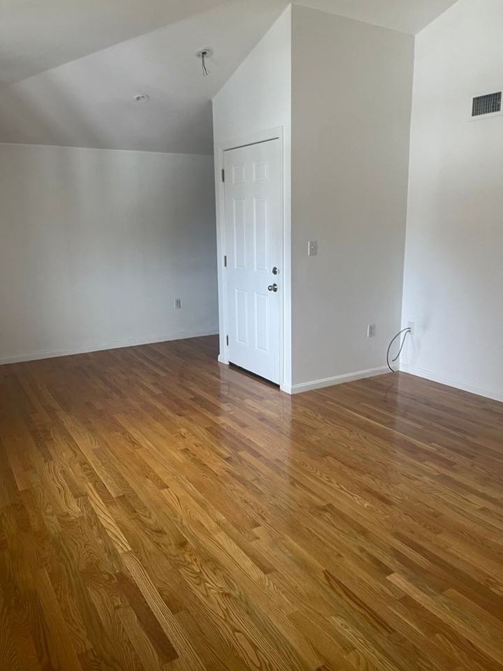 5 Myrtle St - Photo 2 of 17