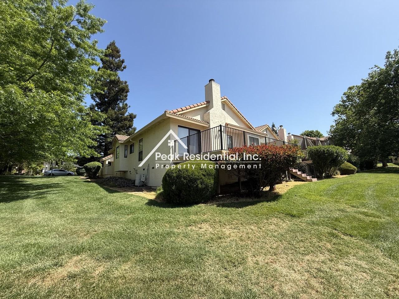 14942 Lago Dr - Photo 3 of 7