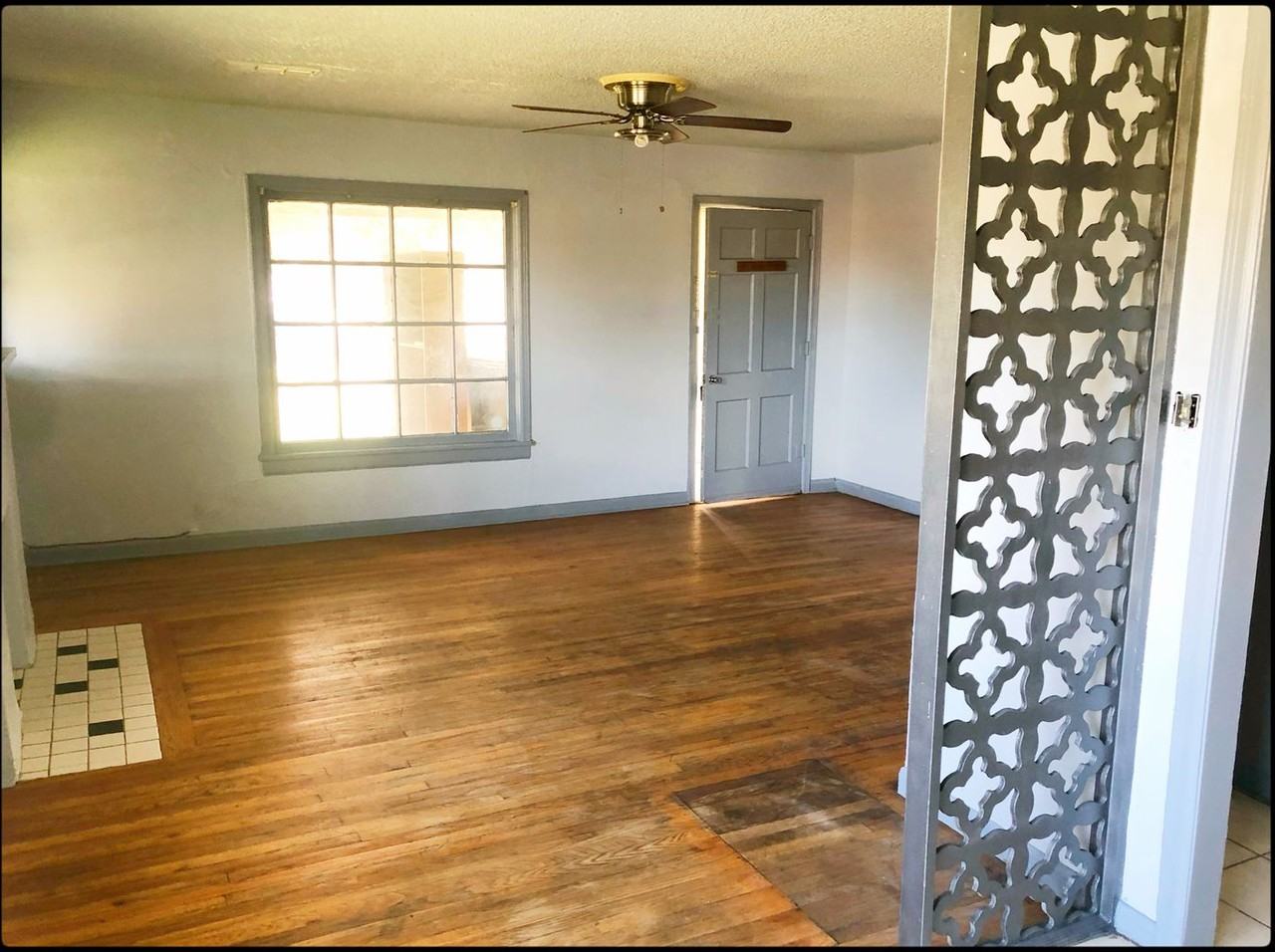 1000 S Lamar St - Photo 2 of 3