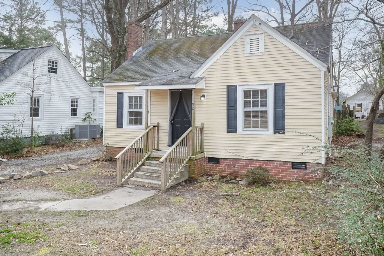 921 Redgate Ave - Photo 3 of 27