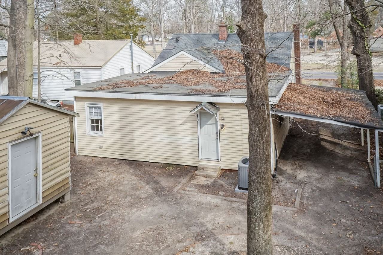 921 Redgate Ave - Photo 4 of 27