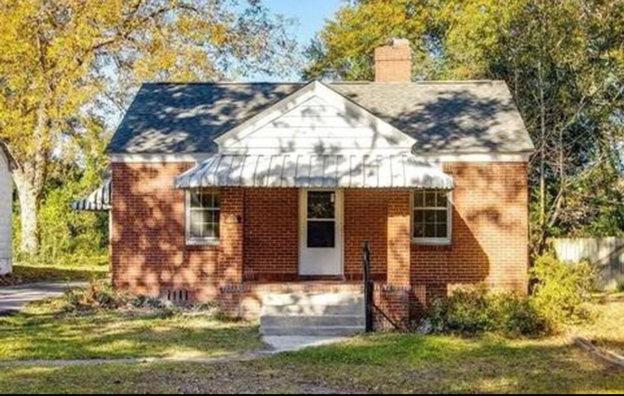 613 Joan St - Photo 2 of 16
