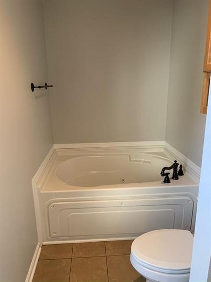 406 Jasmine Dr - Photo 7 of 10
