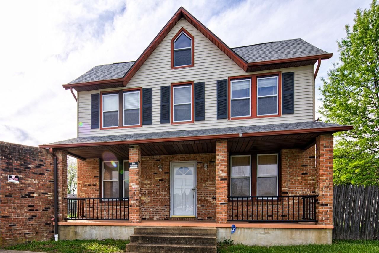 1657 Elkton Rd - Photo 2 of 19