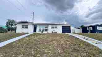 1085 Cleveland St - Photo 1 of 1