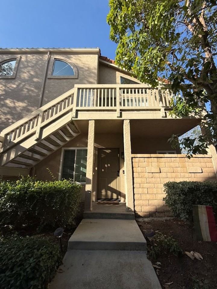 18940 Canyon View Dr - Photo 2 of 16