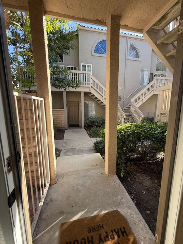 18940 Canyon View Dr - Photo 3 of 16