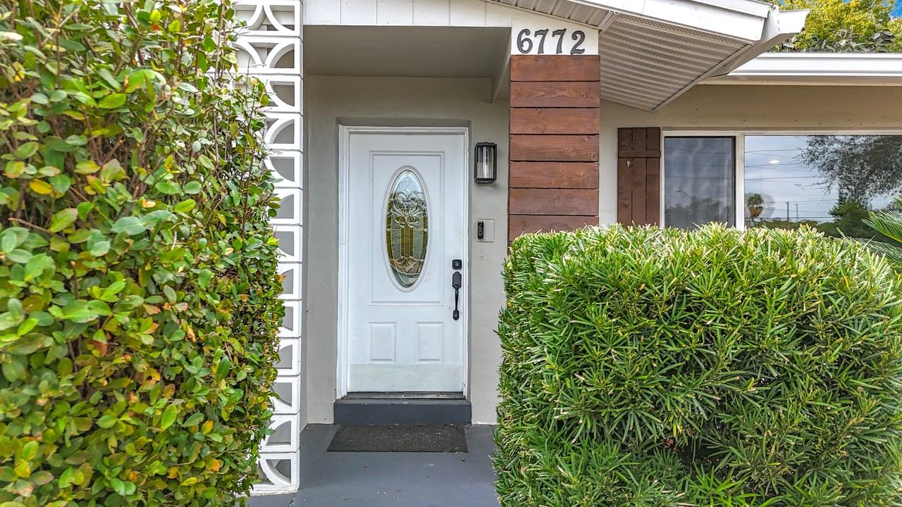 6772 113th St #NA - Photo 3 of 23