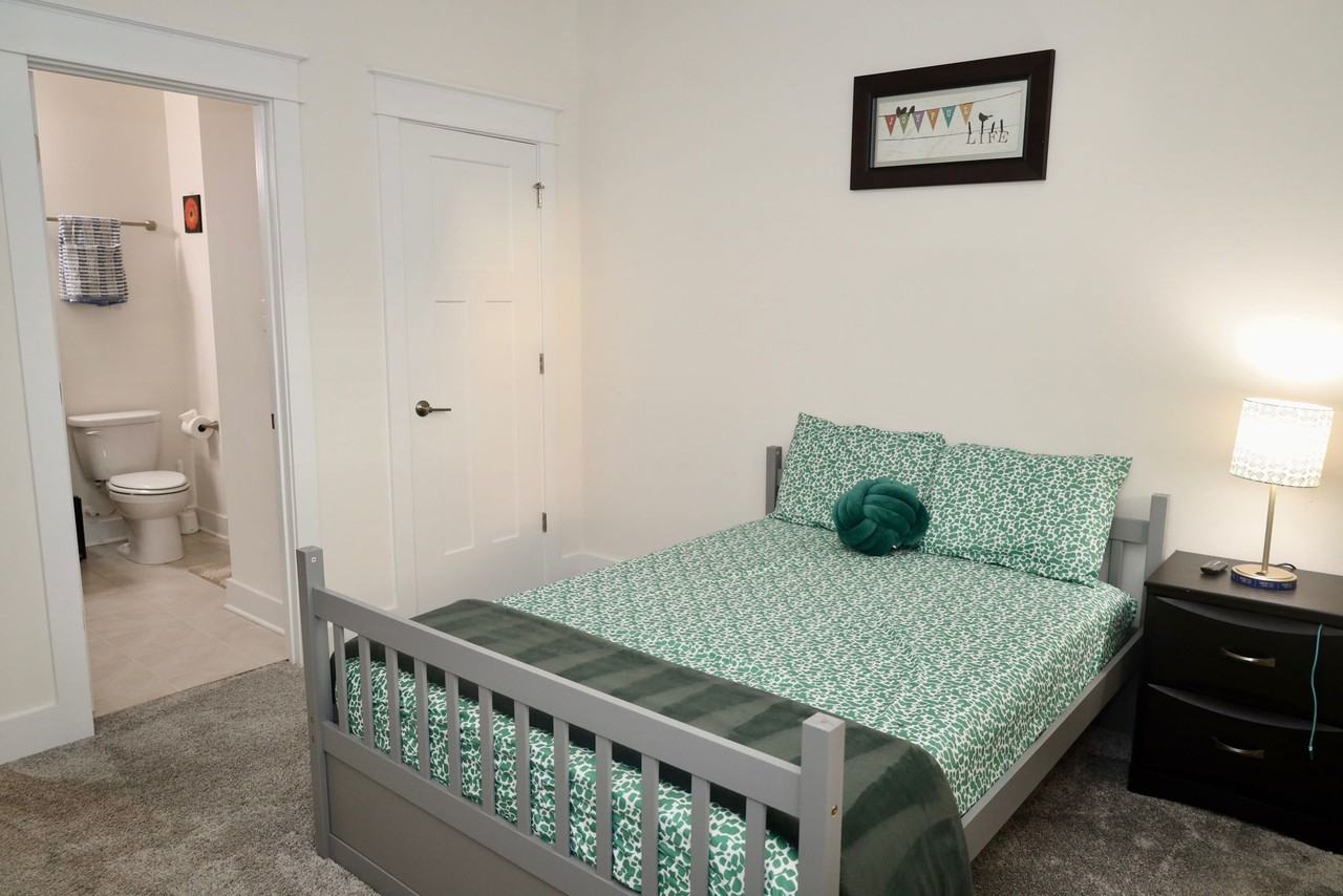 5906 Sterlingworth Dr #NA - Photo 3 of 23