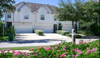 featured image of 6714 Montclair Dr #6714