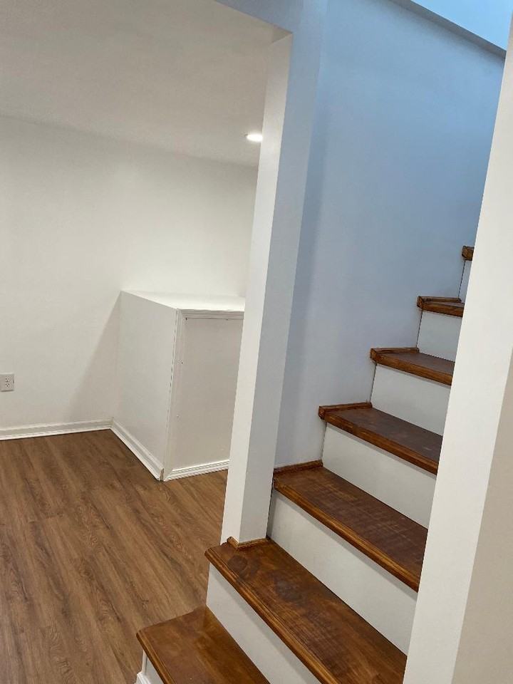 2010 Eastland Ave #NA - Photo 3 of 13