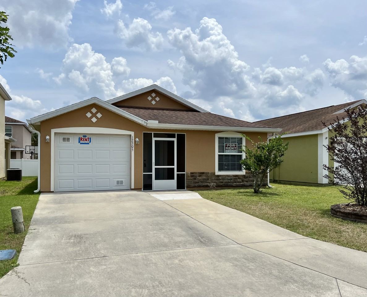 12305 Ne 48th Loop #NA - Photo 2 of 20