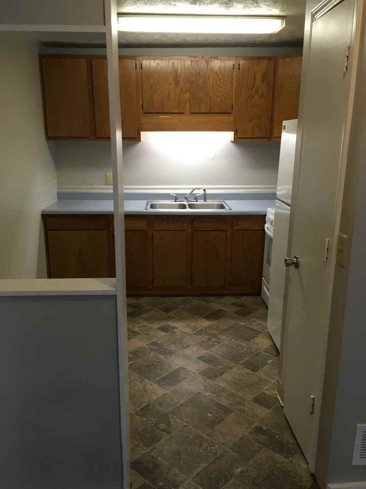 810 N Madison St #1 - Photo 3 of 19
