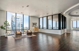 1409 Post Oak Boulevard #5205. - Photo 1 of 1