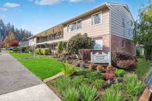 Monroe Manor Apartments - Photo 1 of 1