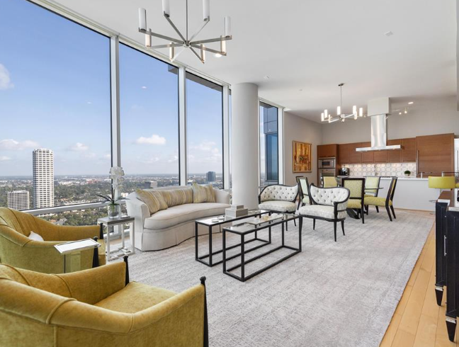 2727 Kirby Drive - Photo 2 of 9