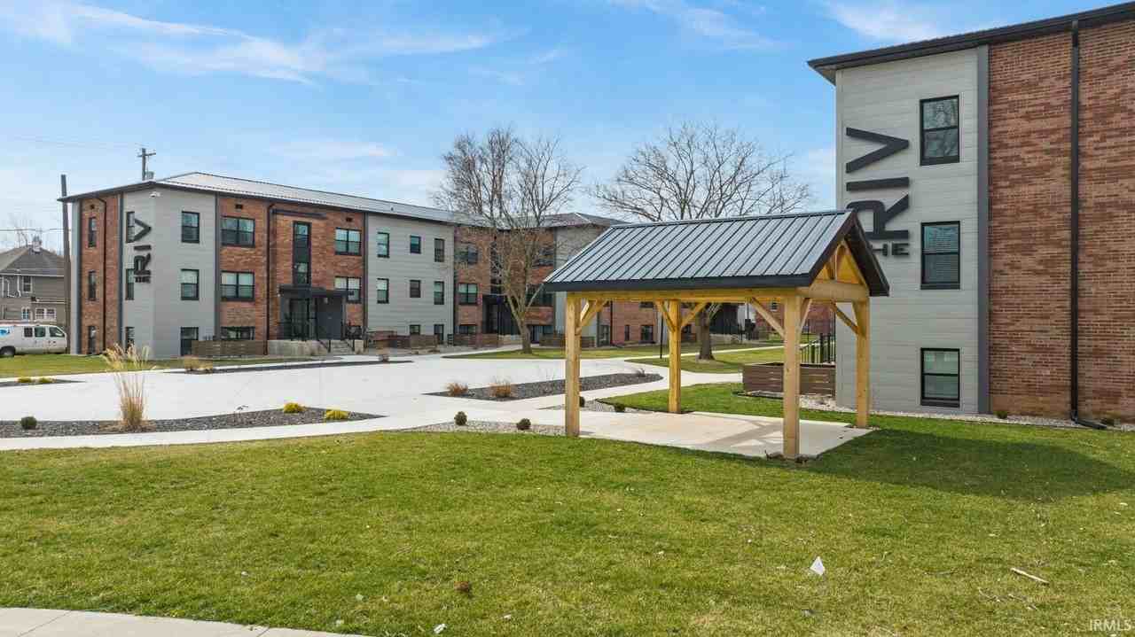 1823 Griswold Dr - Photo 4 of 25