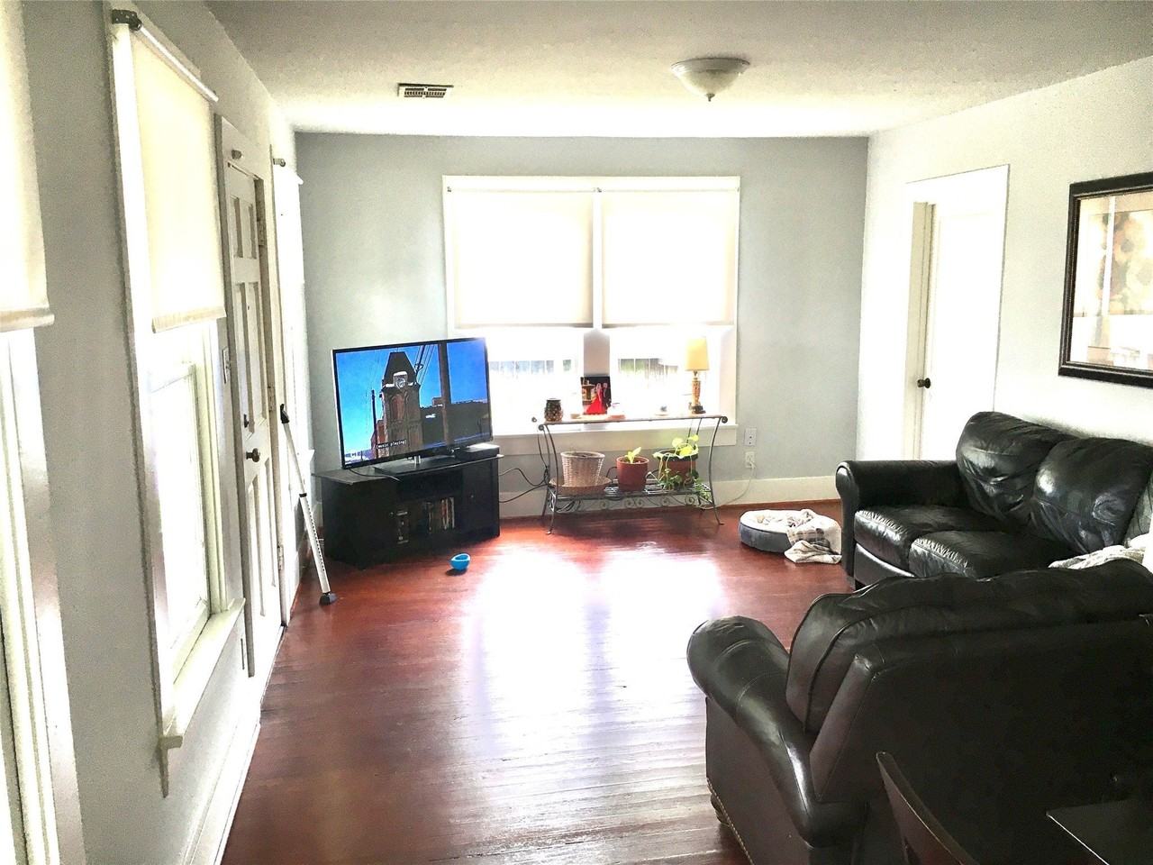 1838 Tabor St - Photo 3 of 13