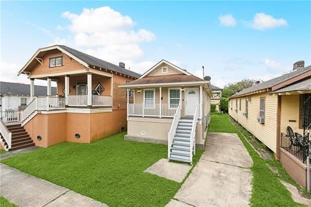 3240 Toledano St - Photo 2 of 10