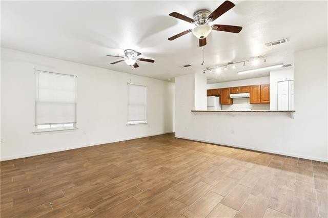 3240 Toledano St - Photo 3 of 10