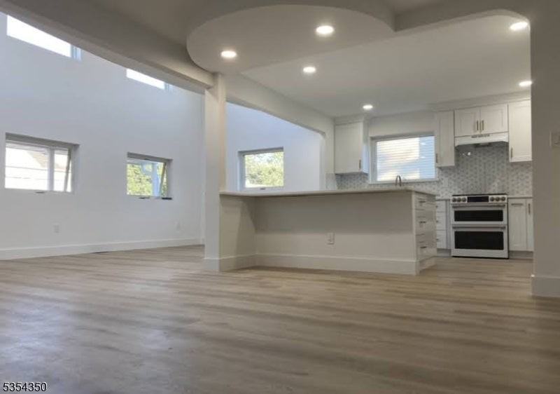 50 Franklin St - Photo 6 of 30