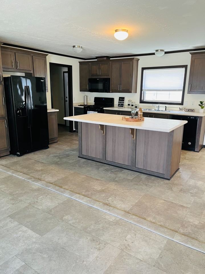 158 Brookfield #158 - Photo 3 of 35