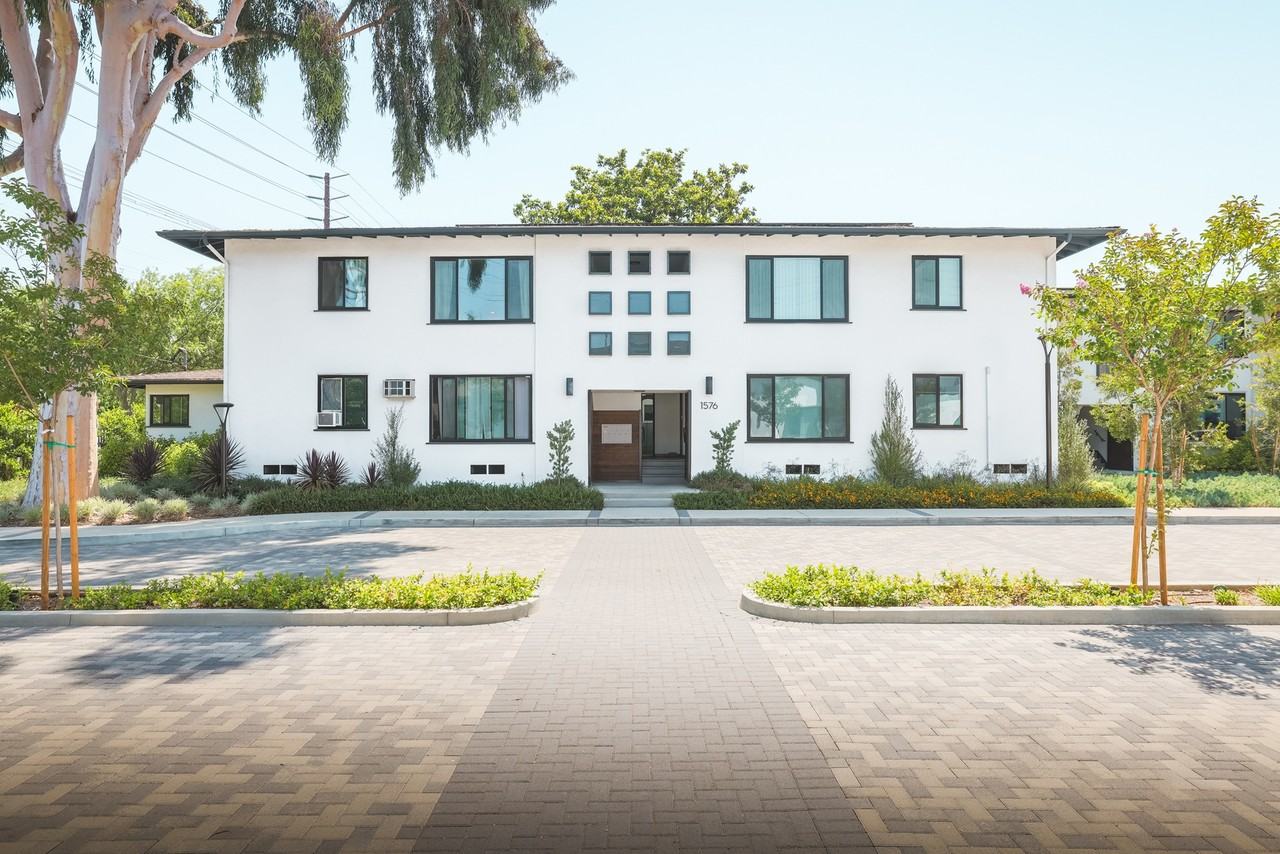 Yosemite Garden Apartments - Photo 4 of 18