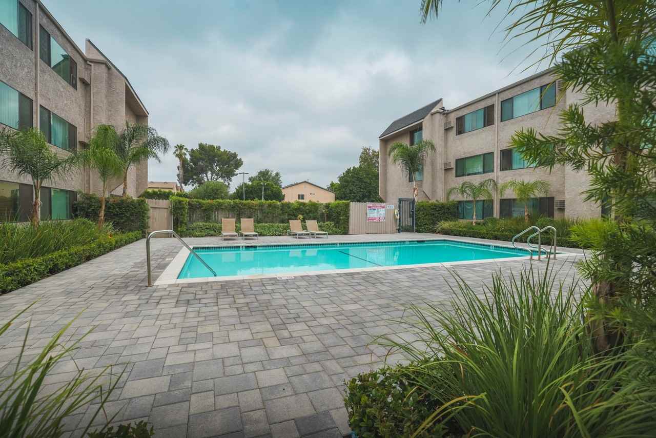 7317 Haskell Avenue - Photo 6 of 16