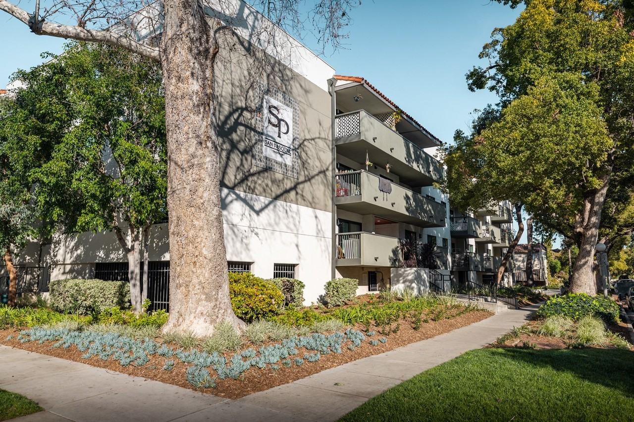 975 San Pasqual Apartments - Photo 2 of 43