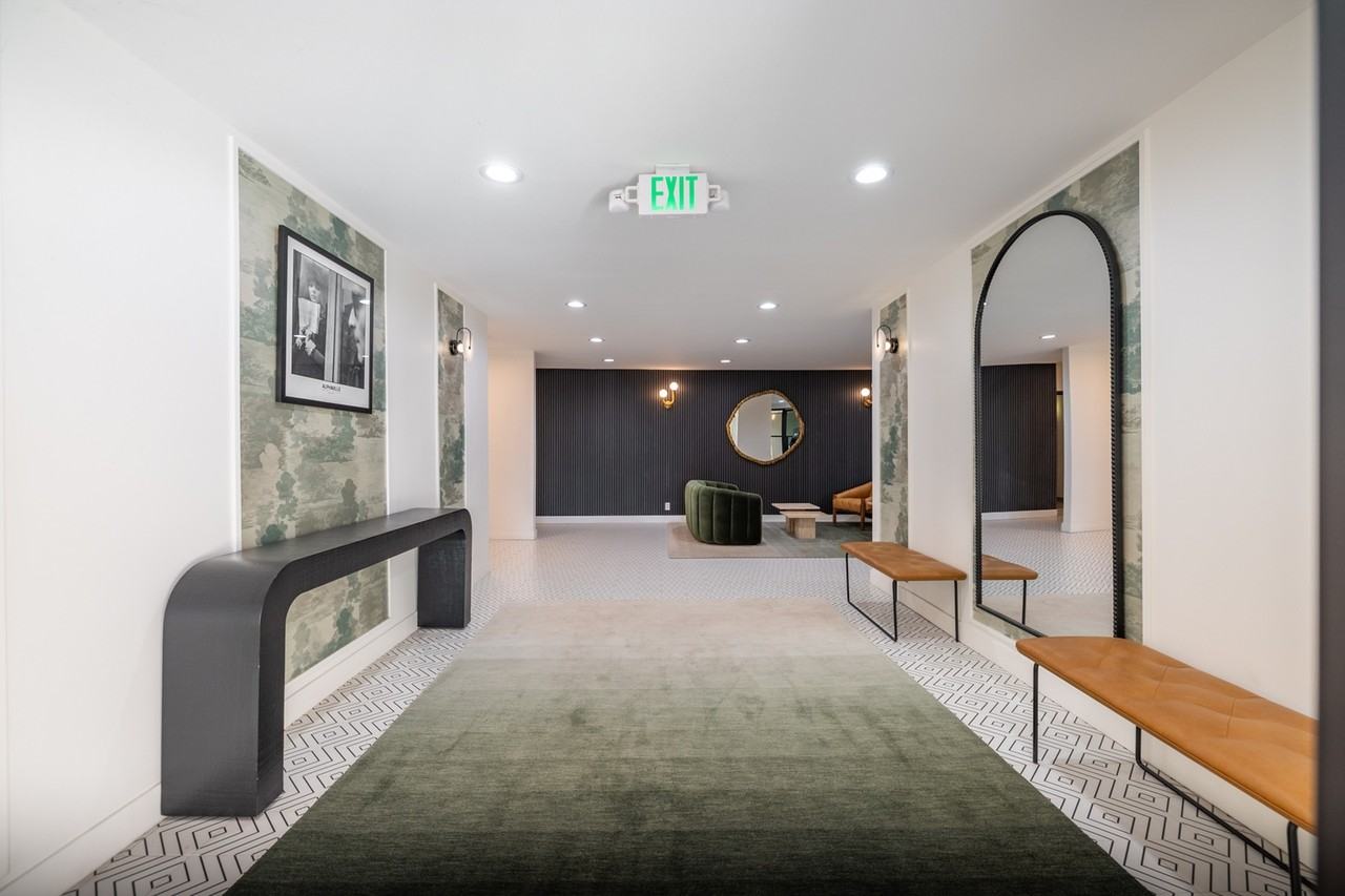 975 San Pasqual Apartments - Photo 6 of 43