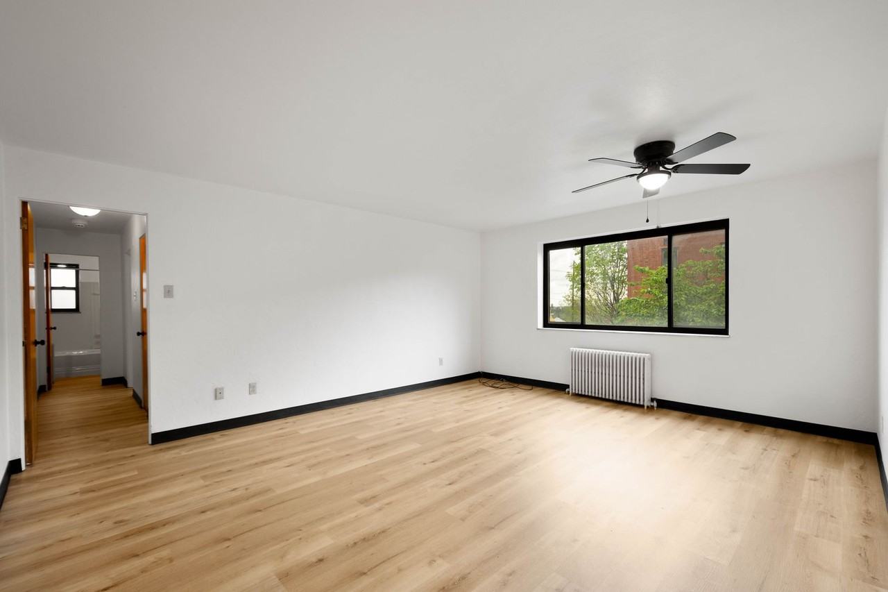 2117 Brownsville Road - Photo 4 of 25