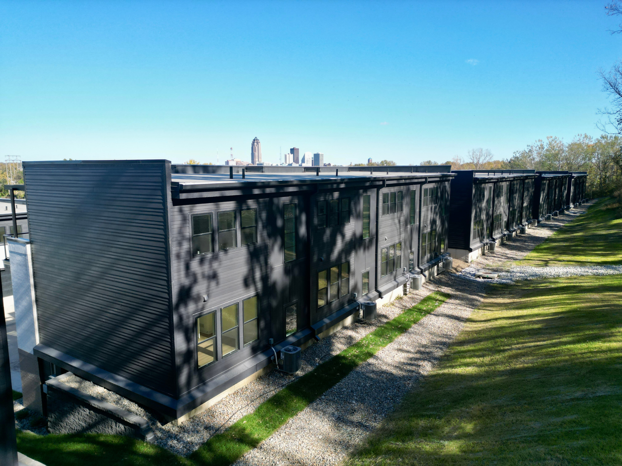 Bricktop 36 Townhomes - Photo 7 of 10