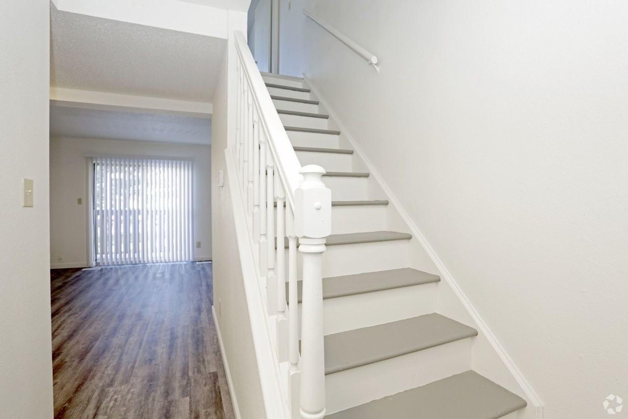 Tuscany Ridge Townhomes - Photo 3 of 14