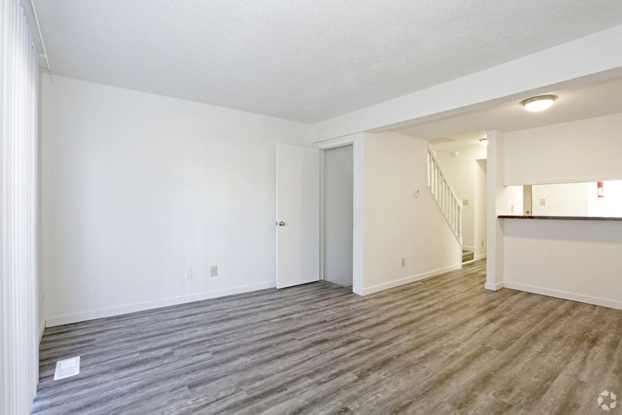 Tuscany Ridge Townhomes - Photo 6 of 14