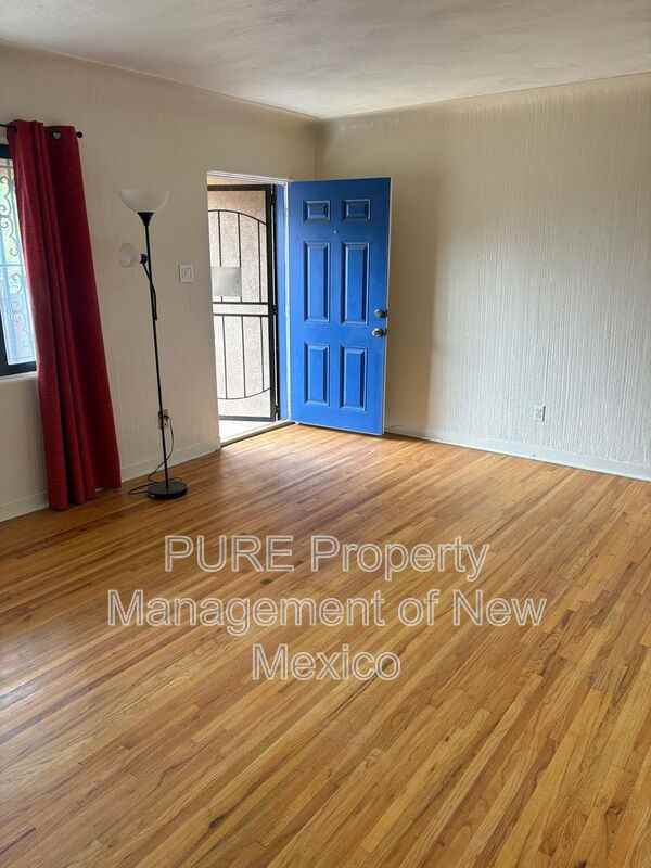 536 Arizona St Se - Photo 4 of 27