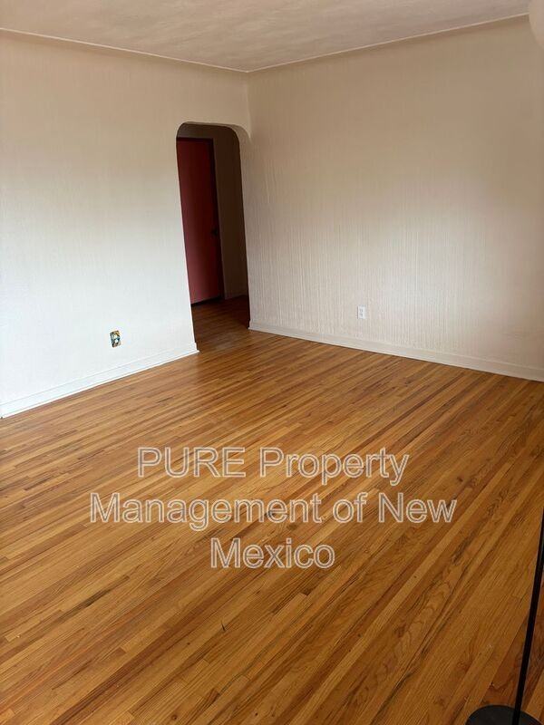 536 Arizona St Se - Photo 5 of 27