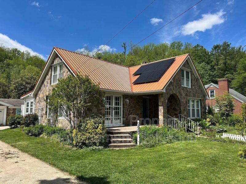 3922 Churchville Ave - Photo 2 of 39