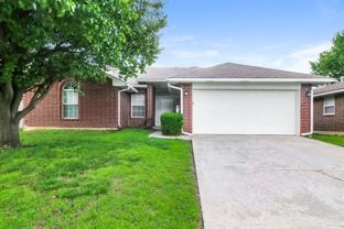 4825 Republic Dr - Photo 1 of 1