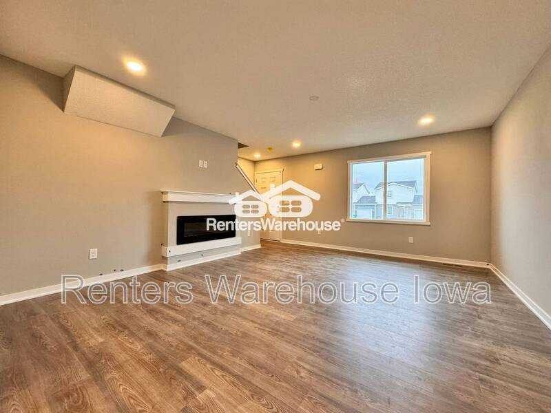1007 Adler Ct - Photo 2 of 16