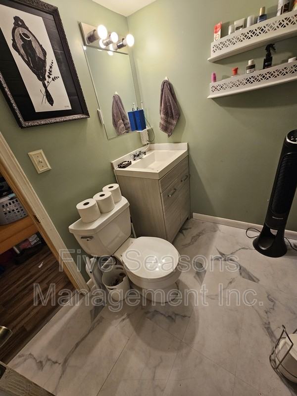 17 West St - Photo 7 of 14