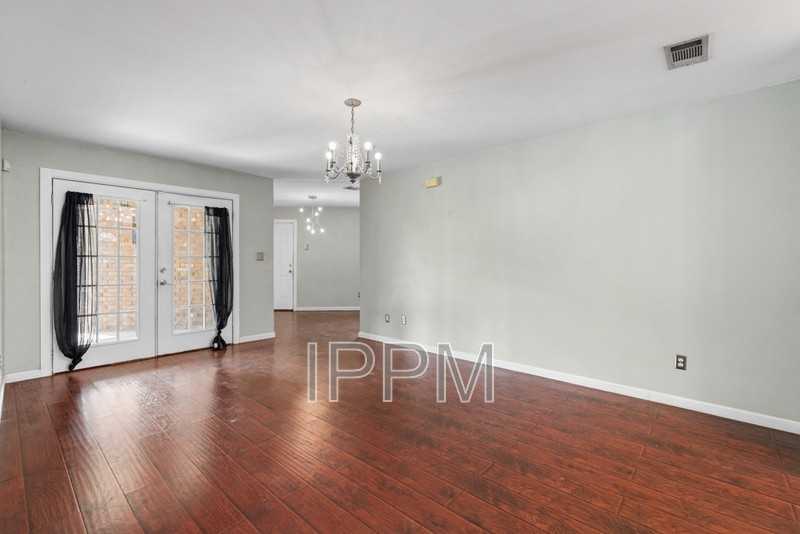 5233 Clearview Dr - Photo 7 of 19