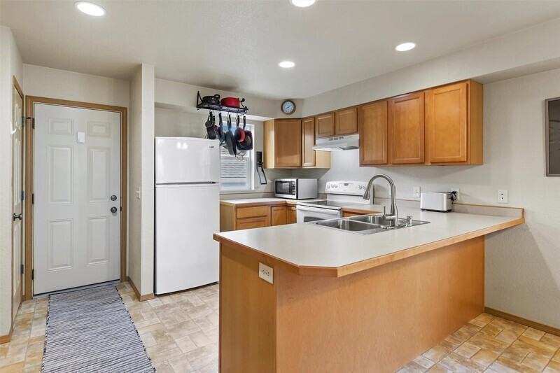 4938 Potter Park Loop Unit A - Photo 5 of 22