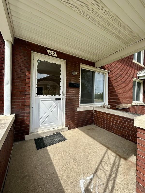 162 Labadie St - Photo 2 of 23