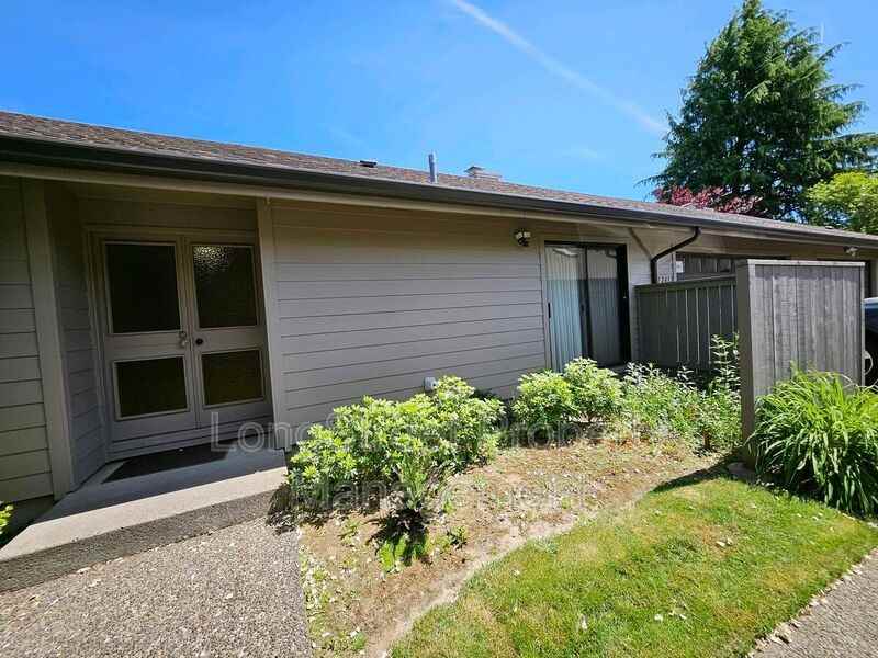 12612 Ne Prescott Dr - Photo 3 of 36