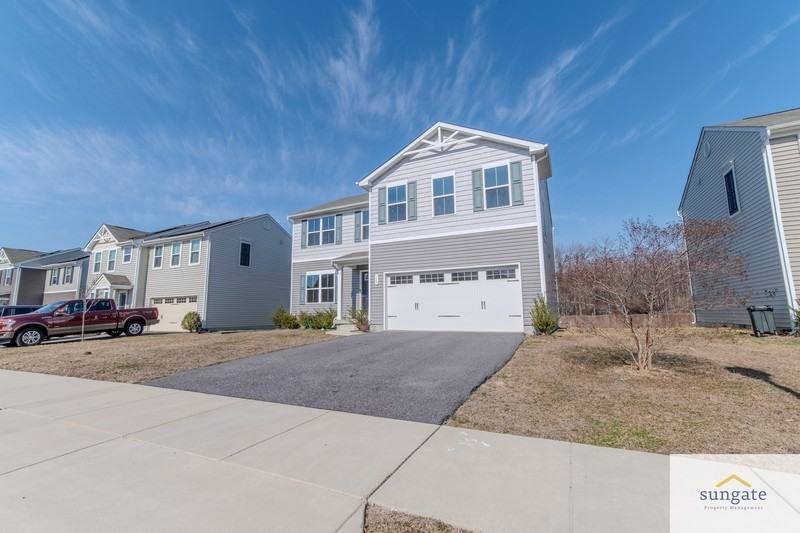 115 Shiningfield Ct - Photo 2 of 25