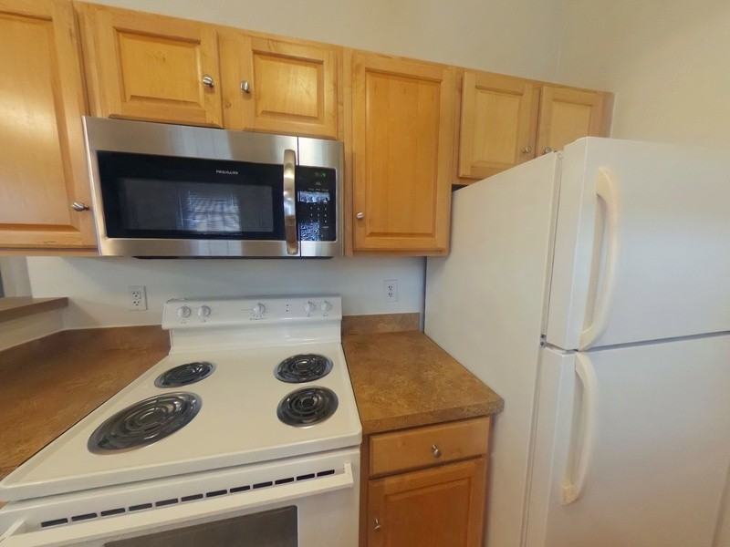 302 Goshen St #102 - Photo 2 of 4