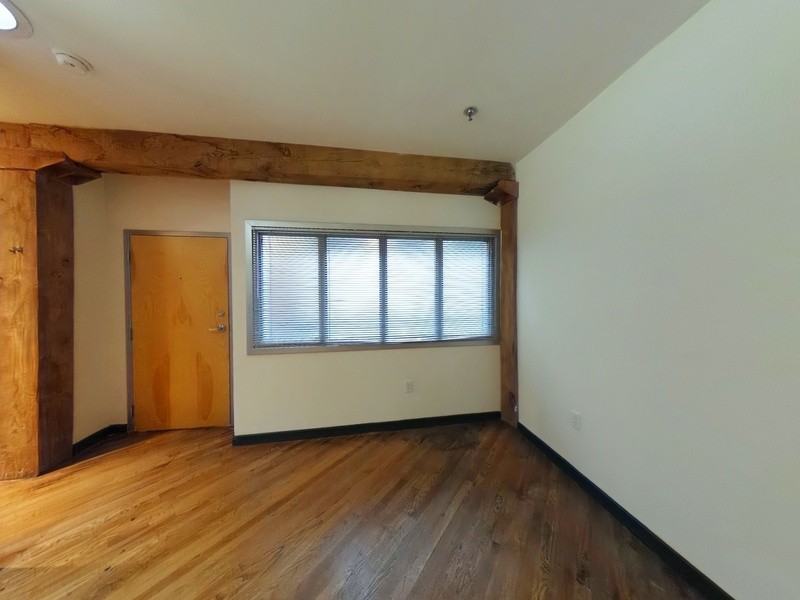 1318 W Broad St #406 - Photo 2 of 6