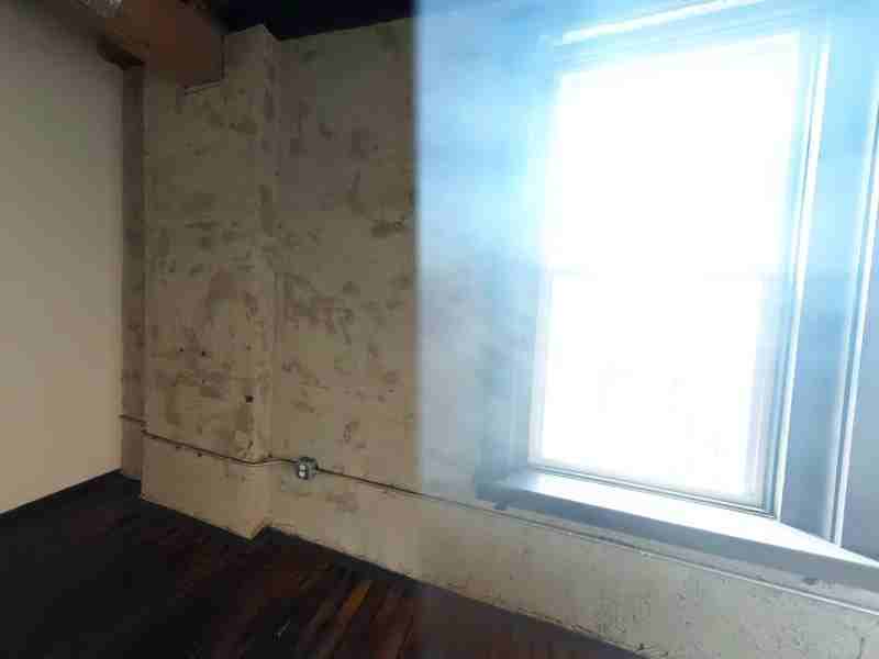 110 S 15th St - Photo 4 of 9