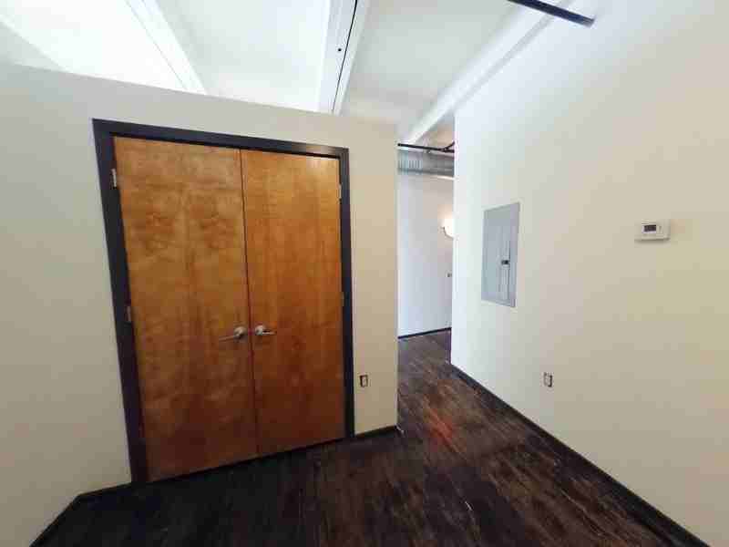 110 S 15th St #308 - Photo 5 of 8