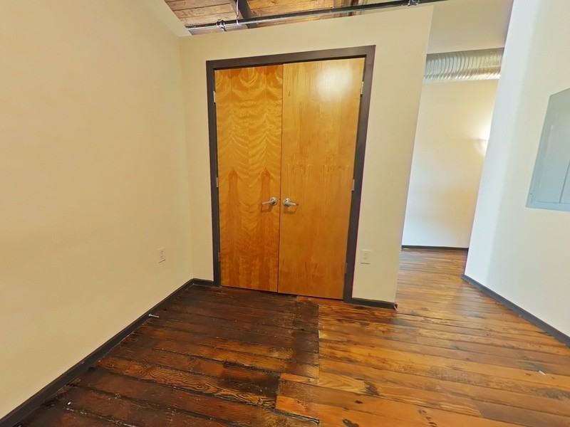 110 S 15th St #210 - Photo 6 of 12